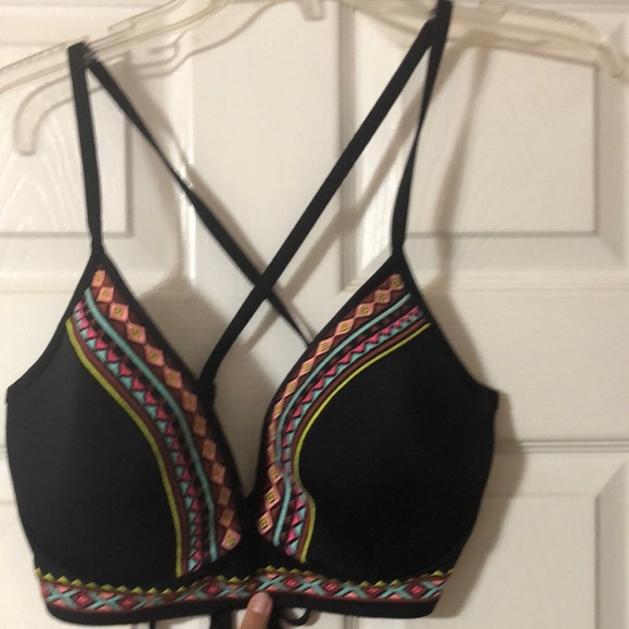 Bikini Set - Picture 3 of 12